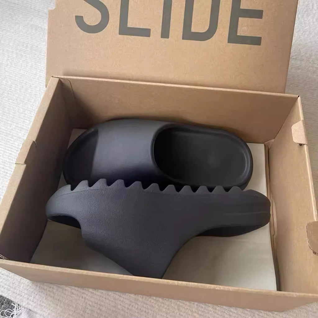 2026 Thick Sole Slippers Men Women Soft Bottom Indoor Home Slides Sandals Light Beach Shoes for Men Platform Slippers Flip Flops